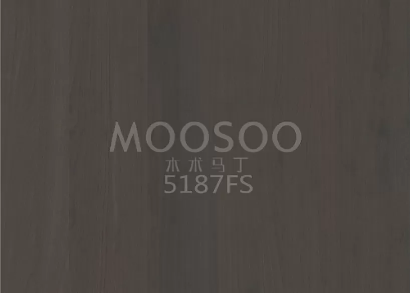 ما هي ألواح الدردار الأبيض المميزة ذات الفرشاة السلكية؟